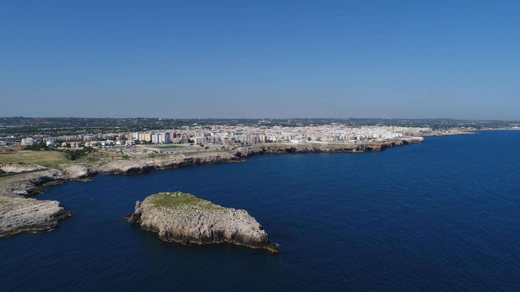 Dimora Pascali Holiday - " Rooms & Relax " Polignano a Mare Exterior photo